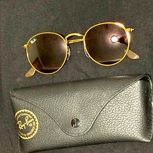 Rayban rounds only worn once or twice